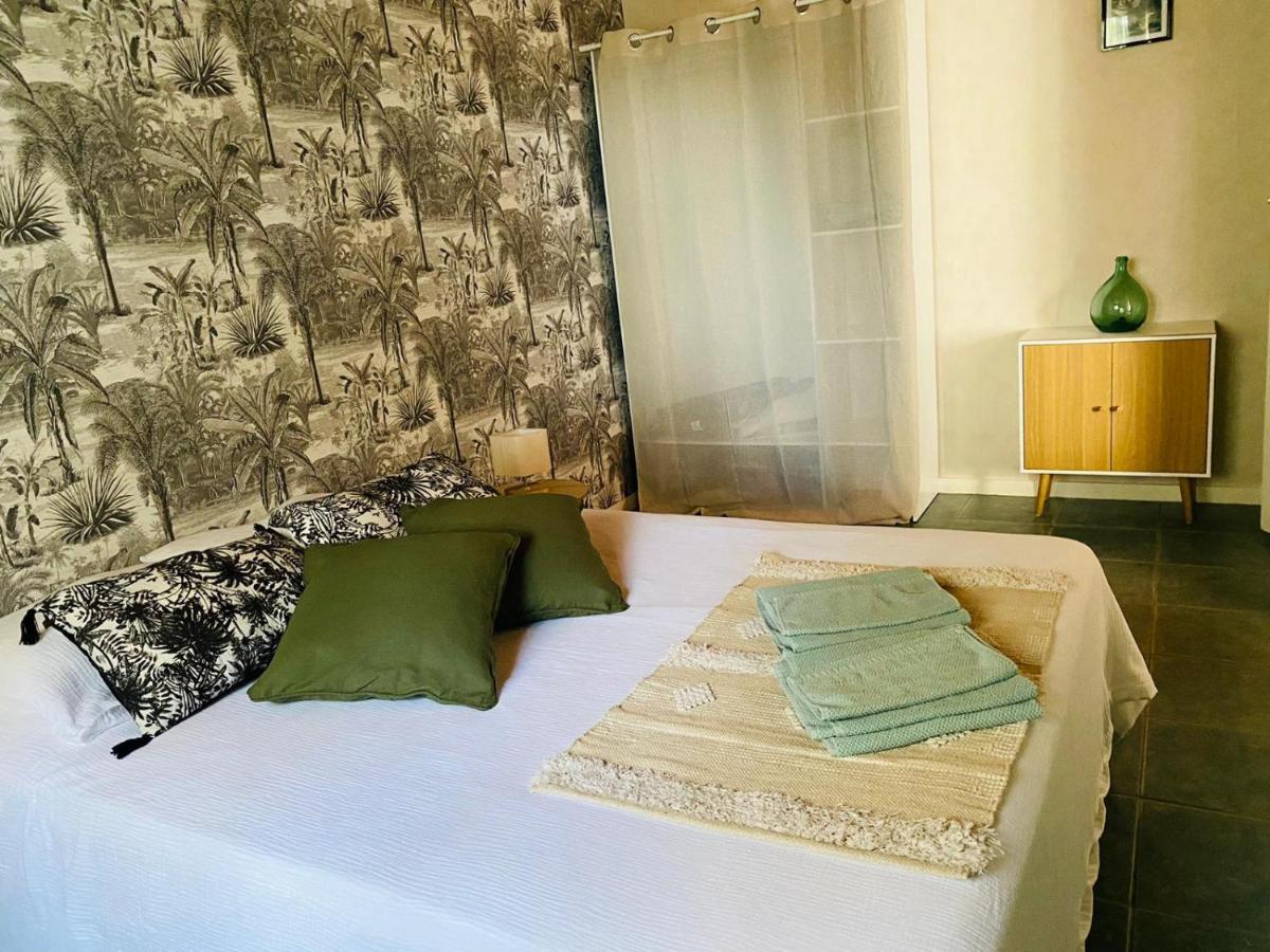 Gite E & M Saint-Denis-de-Pile Dış mekan fotoğraf